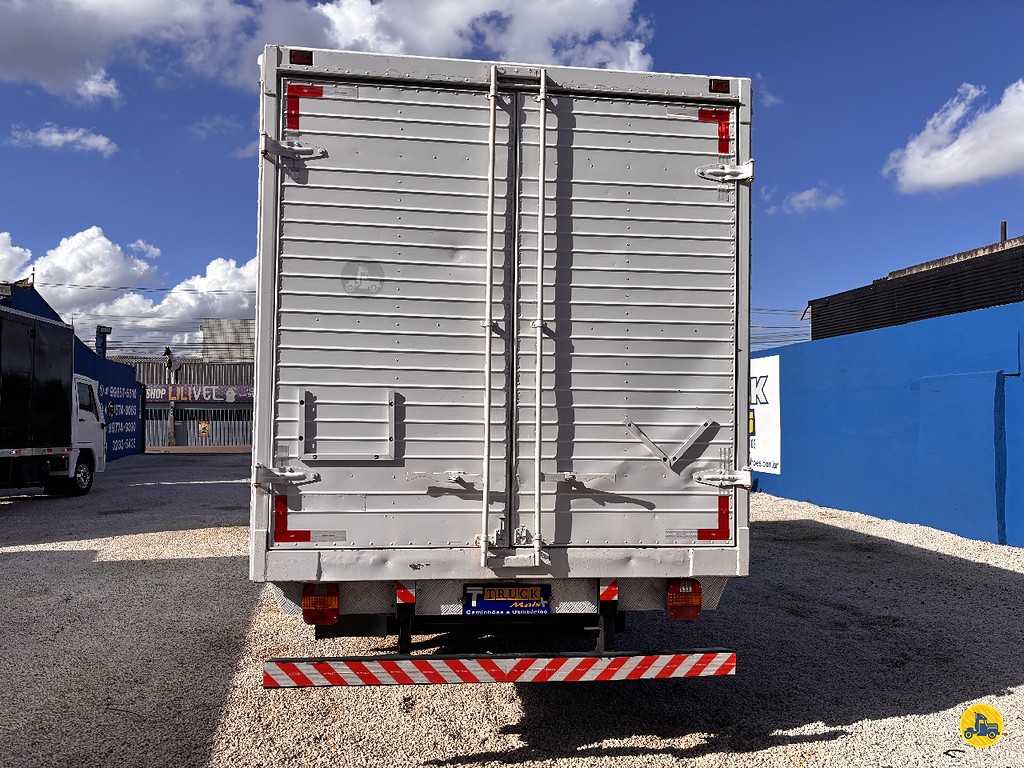 Caminhão FORD CARGO 815 Baú Furgão ANO 2010 de Truck Mais Caminhões no Paraná