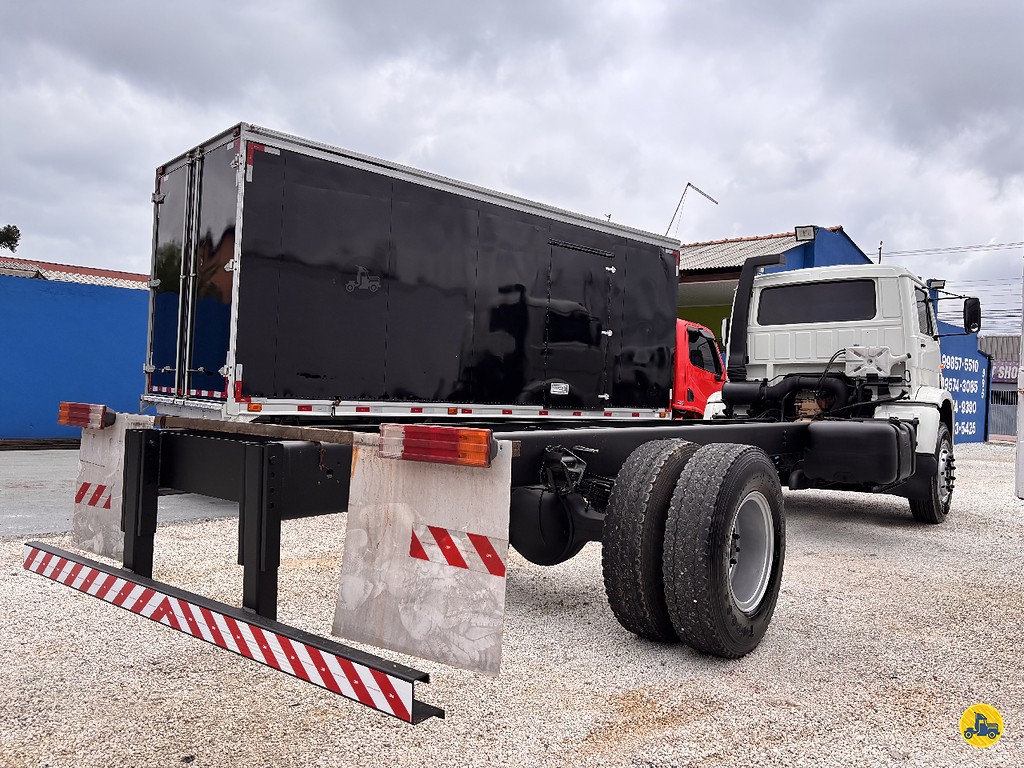 Caminhão VOLKSWAGEN VW 16170 Chassis ANO 1999 de Truck Mais Caminhões no Paraná