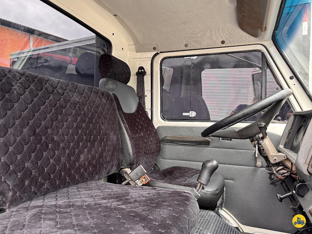 Caminhão VOLKSWAGEN VW 16170 Chassis ANO 1999 de Truck Mais Caminhões no Paraná