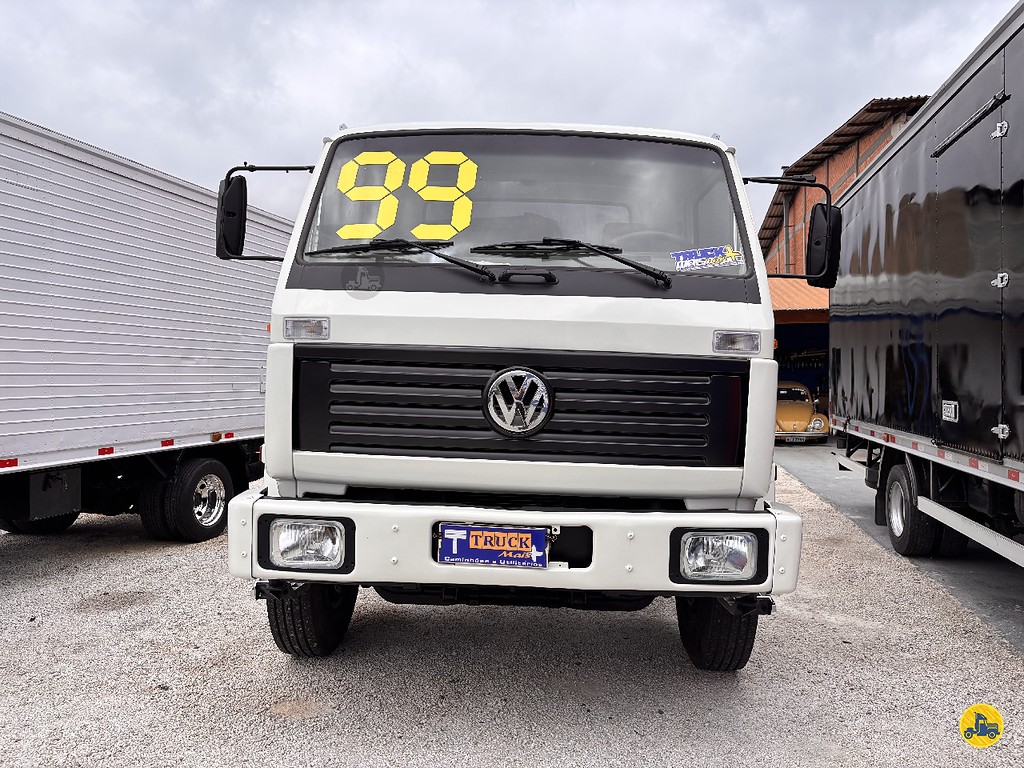 Caminhão VOLKSWAGEN VW 16170 Chassis ANO 1999 de Truck Mais Caminhões no Paraná