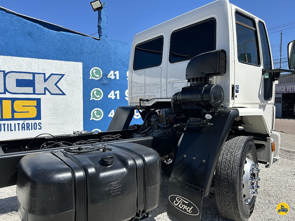 Caminhão FORD CARGO 1717 Chassis ANO 2007 de Truck Mais Caminhões no Paraná