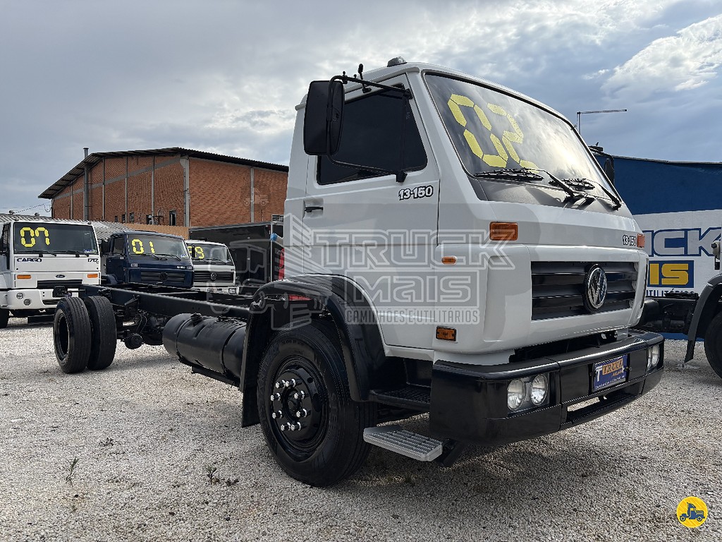 Caminhão VOLKSWAGEN VW 13150 Chassis ANO 2002 de Truck Mais Caminhões no Paraná