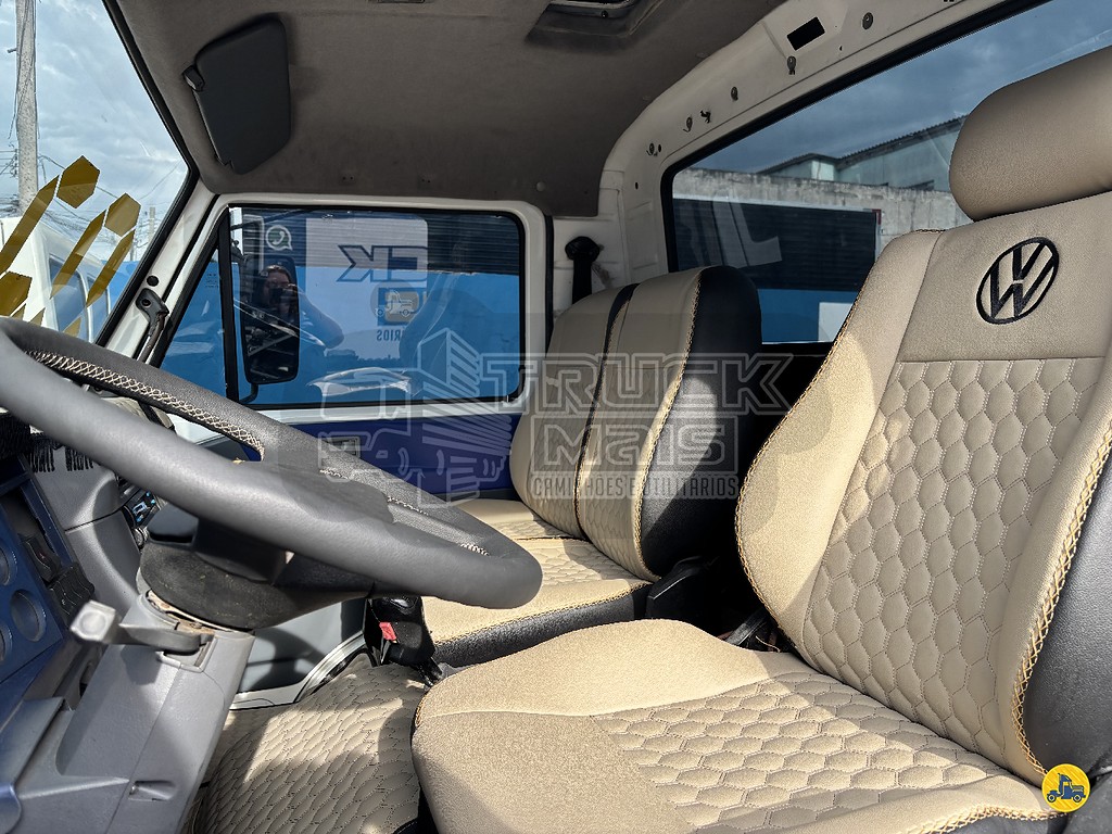 Caminhão VOLKSWAGEN VW 13150 Chassis ANO 2002 de Truck Mais Caminhões no Paraná