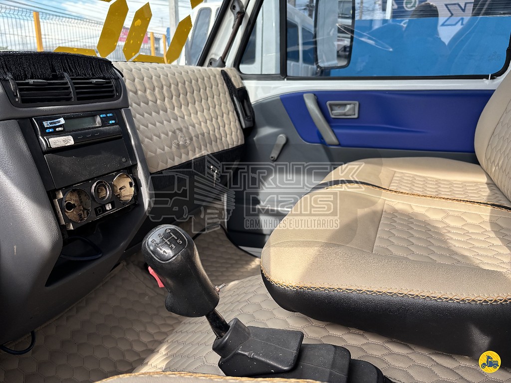 Caminhão VOLKSWAGEN VW 13150 Chassis ANO 2002 de Truck Mais Caminhões no Paraná