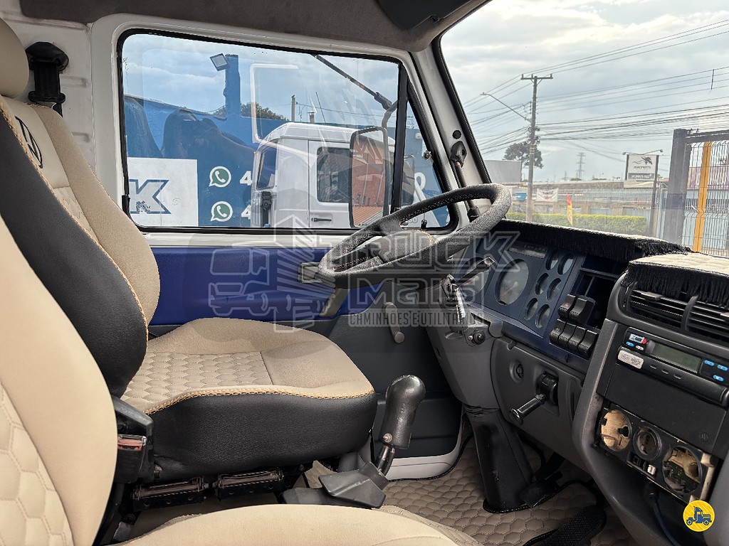 Caminhão VOLKSWAGEN VW 13150 Chassis ANO 2002 de Truck Mais Caminhões no Paraná
