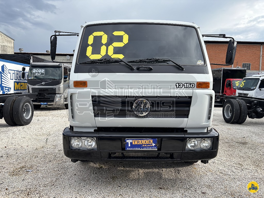 Caminhão VOLKSWAGEN VW 13150 Chassis ANO 2002 de Truck Mais Caminhões no Paraná