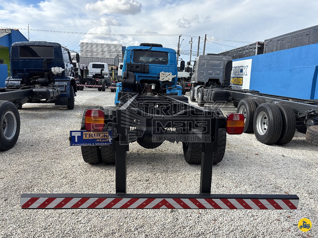 Caminhão VOLKSWAGEN VW 17180 Chassis ANO 2008 de Truck Mais Caminhões no Paraná