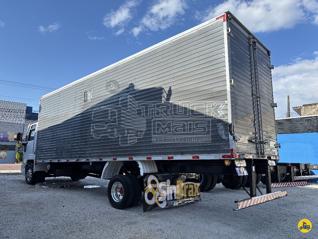 Caminhão FORD CARGO 1617 Baú Furgão ANO 2009 de Truck Mais Caminhões no Paraná