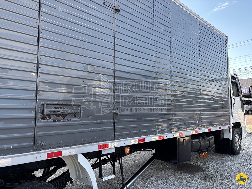 Caminhão FORD CARGO 1617 Baú Furgão ANO 2009 de Truck Mais Caminhões no Paraná