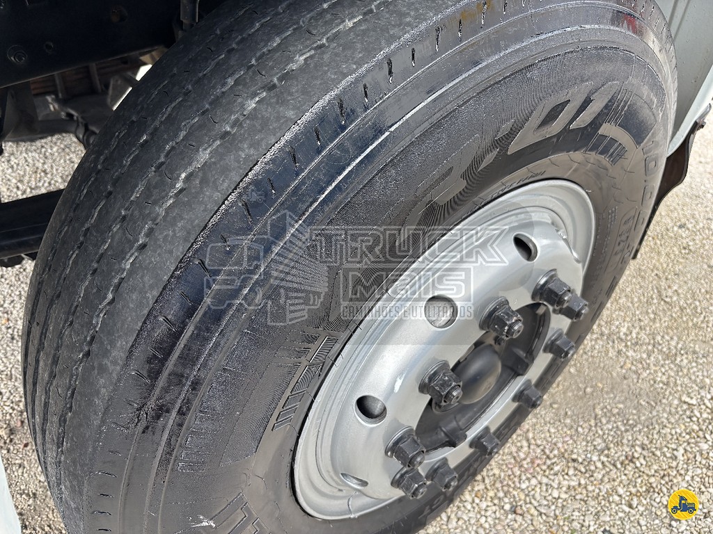 Caminhão VOLKSWAGEN VW 16170 Chassis ANO 1999 de Truck Mais Caminhões no Paraná