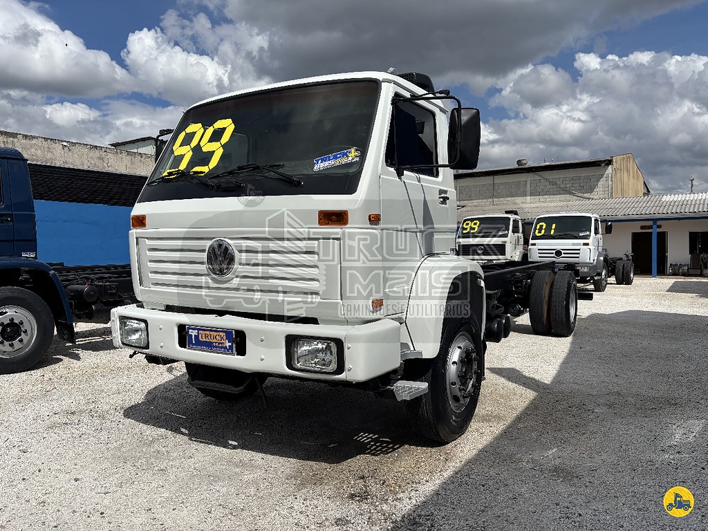 Caminhão VOLKSWAGEN VW 16170 Chassis ANO 1999 de Truck Mais Caminhões no Paraná
