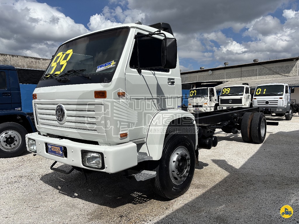 Caminhão VOLKSWAGEN VW 16170 Chassis ANO 1999 de Truck Mais Caminhões no Paraná