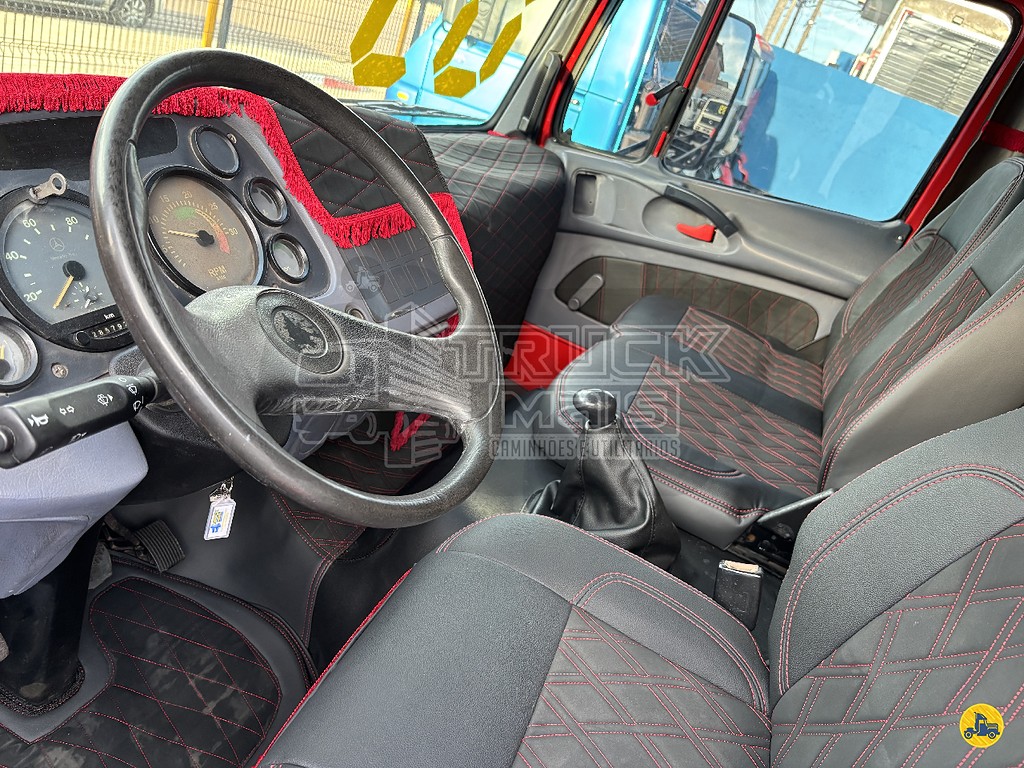 Caminhão MERCEDES BENZ MB 1318 Chassis ANO 2003 de Truck Mais Caminhões no Paraná