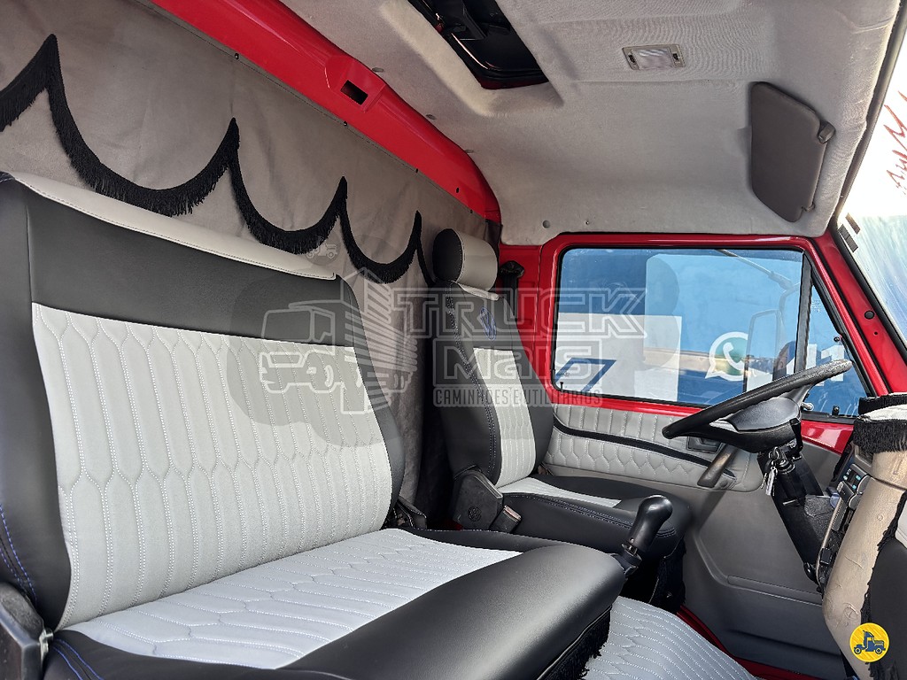 Caminhão VOLKSWAGEN 13.150 Chassis ANO 2003 de Truck Mais Caminhões no Paraná