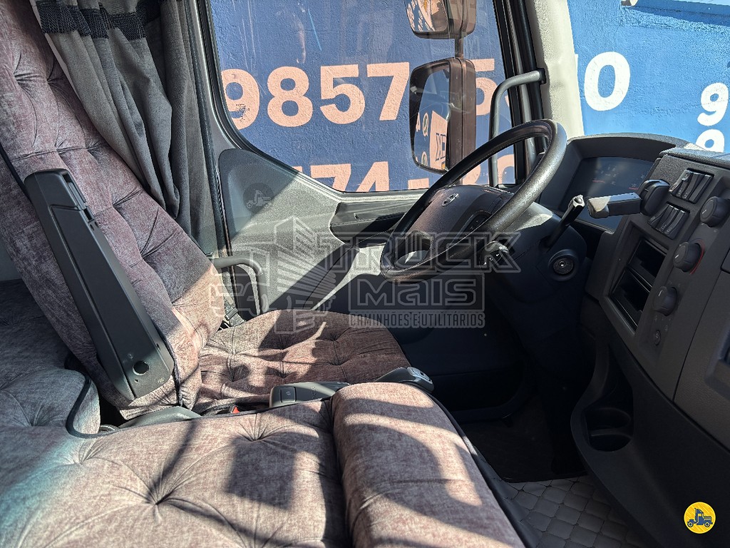 Caminhão VOLVO VM 330 Chassis ANO 2022 de Truck Mais Caminhões no Paraná