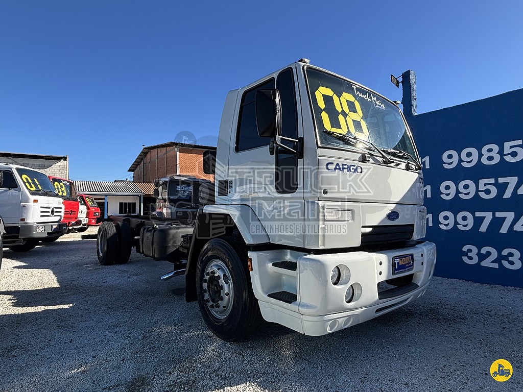 Caminhão FORD CARGO 1717 Chassis ANO 2008 de Truck Mais Caminhões no Paraná