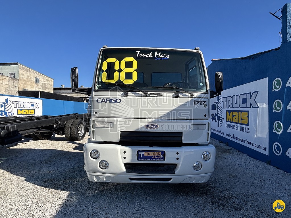 Caminhão FORD CARGO 1717 Chassis ANO 2008 de Truck Mais Caminhões no Paraná