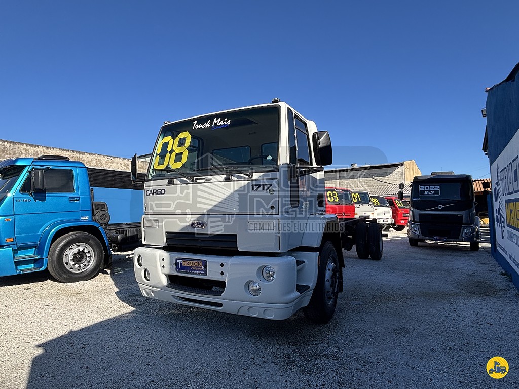 Caminhão FORD CARGO 1717 Chassis ANO 2008 de Truck Mais Caminhões no Paraná