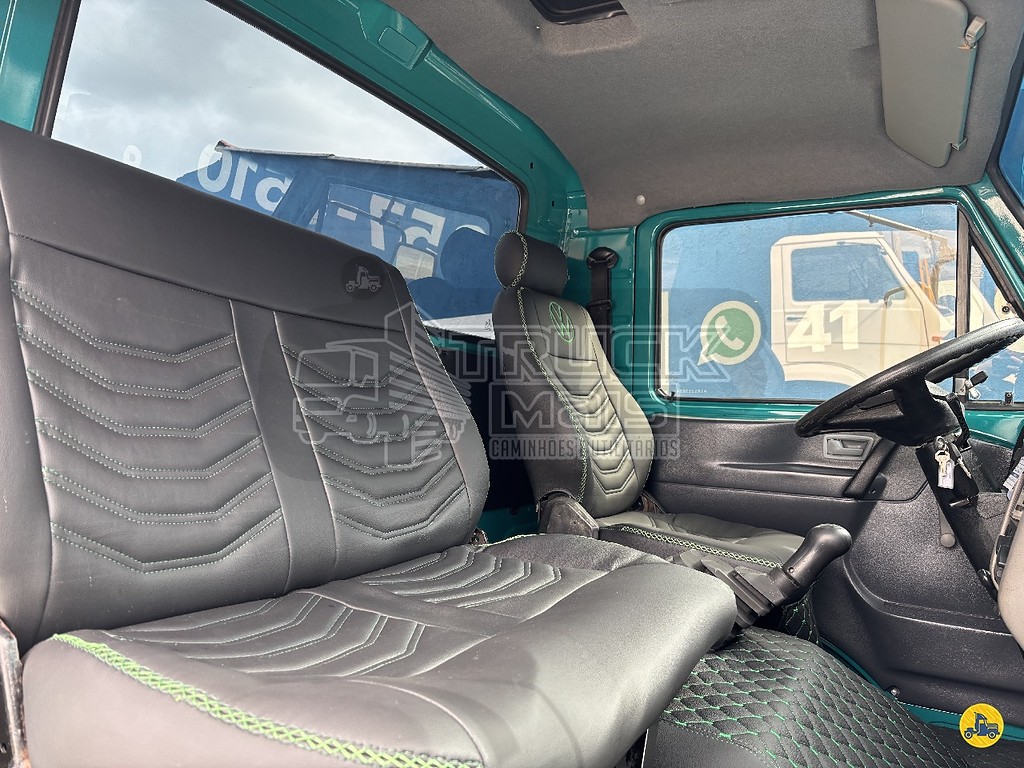 Caminhão VOLKSWAGEN VW 13150 Chassis ANO 2001 de Truck Mais Caminhões no Paraná