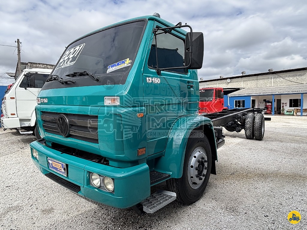 Caminhão VOLKSWAGEN VW 13150 Chassis ANO 2001 de Truck Mais Caminhões no Paraná
