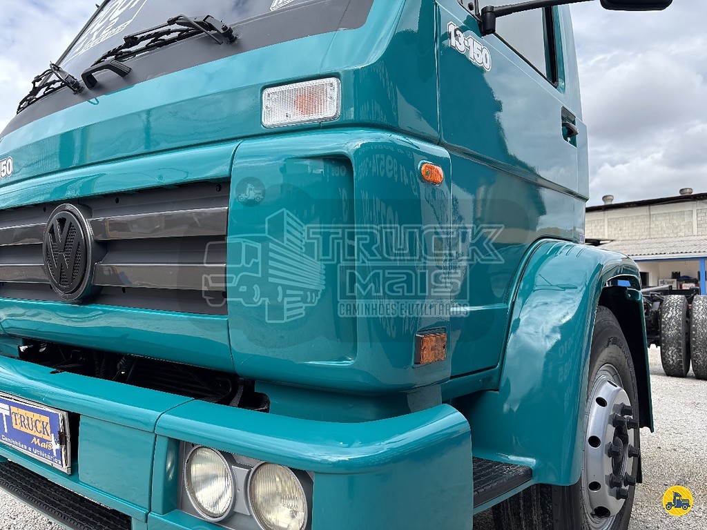 Caminhão VOLKSWAGEN VW 13150 Chassis ANO 2001 de Truck Mais Caminhões no Paraná