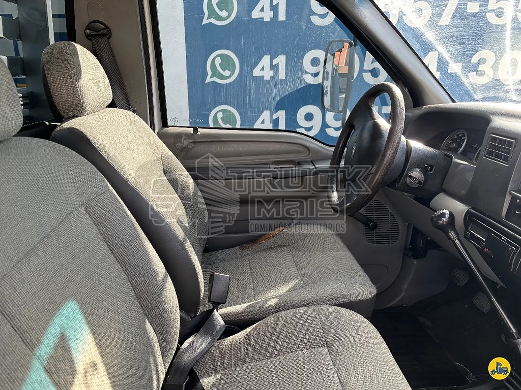 Caminhão FORD F-4000 Carga Seca ANO 2019 de Truck Mais Caminhões no Paraná