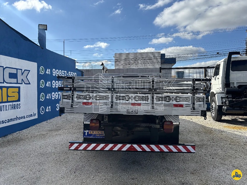 Caminhão FORD F-4000 Carga Seca ANO 2019 de Truck Mais Caminhões no Paraná