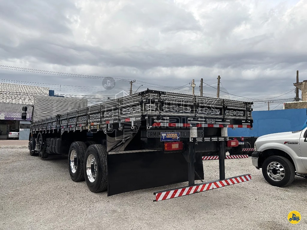 Caminhão VOLVO VM 330 Carga Seca ANO 2022 de Truck Mais Caminhões no Paraná