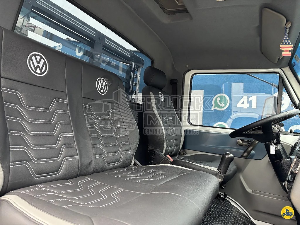 Caminhão VOLKSWAGEN VW 8150 Carroceria ANO 2012 de Truck Mais Caminhões no Paraná