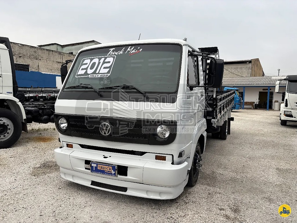 Caminhão VOLKSWAGEN VW 8150 Carroceria ANO 2012 de Truck Mais Caminhões no Paraná