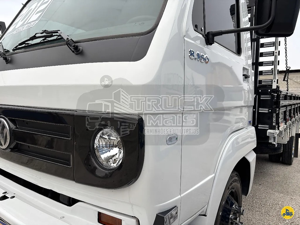 Caminhão VOLKSWAGEN VW 8150 Carroceria ANO 2012 de Truck Mais Caminhões no Paraná