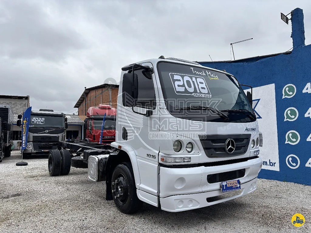 Caminhão MERCEDES BENZ MB 1016 Chassis ANO 2018 de Truck Mais Caminhões no Paraná
