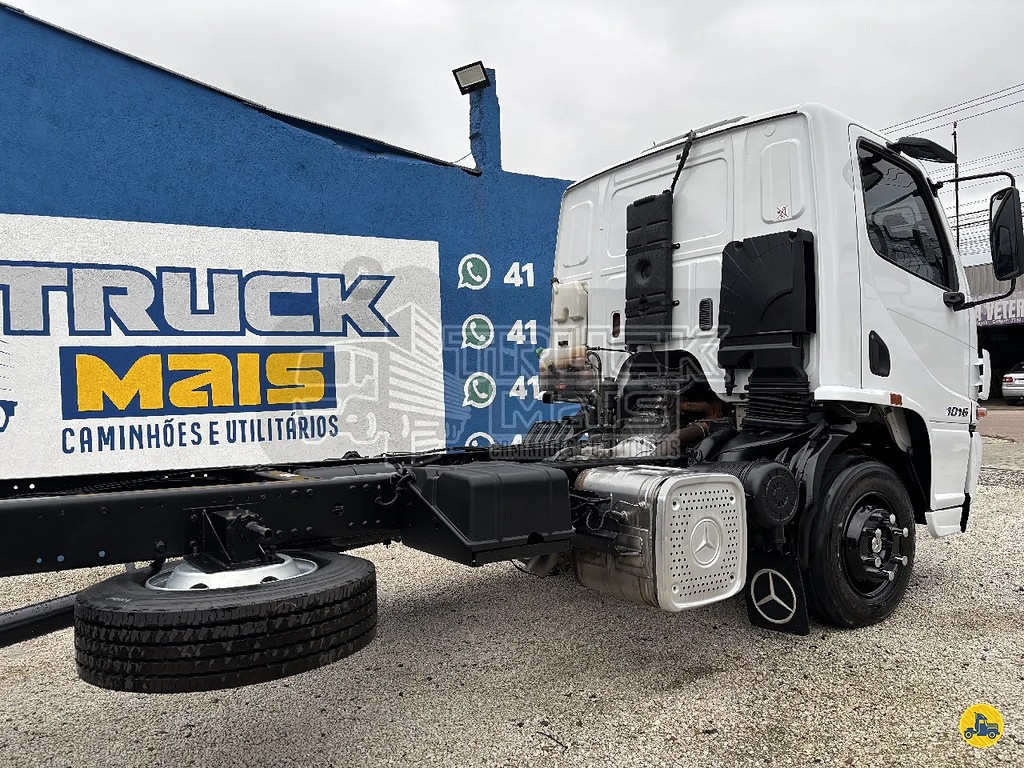 Caminhão MERCEDES BENZ MB 1016 Chassis ANO 2018 de Truck Mais Caminhões no Paraná