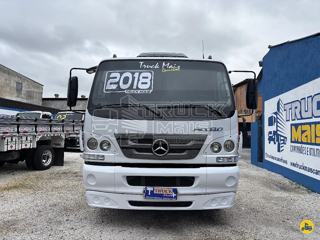Caminhão MERCEDES BENZ MB 1016 Chassis ANO 2018 de Truck Mais Caminhões no Paraná