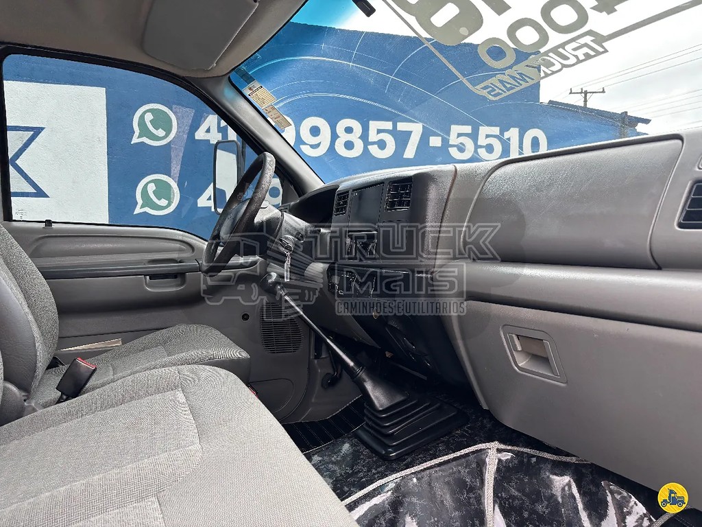 Caminhão FORD F-4000 Carga Seca ANO 2018 de Truck Mais Caminhões no Paraná