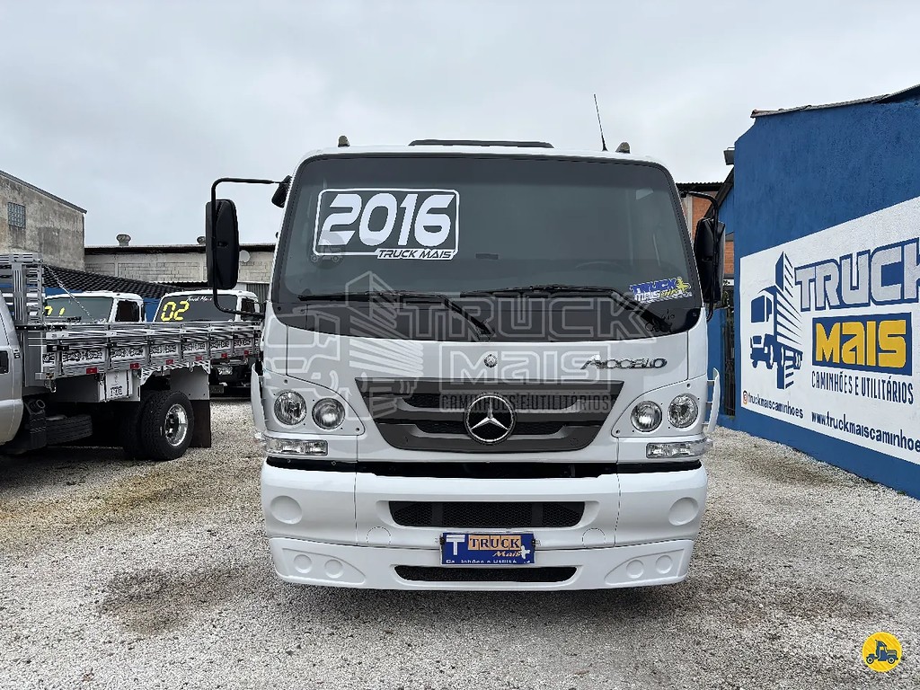 Caminhão MERCEDES BENZ MB 1016 Chassis ANO 2016 de Truck Mais Caminhões no Paraná