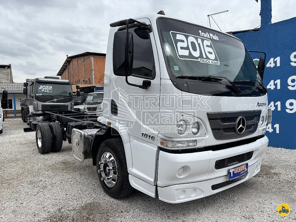 Caminhão MERCEDES BENZ MB 1016 Chassis ANO 2016 de Truck Mais Caminhões no Paraná