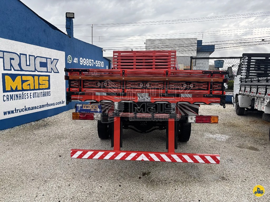 Caminhão MERCEDES BENZ MB 710 Carroceria ANO 2000 de Truck Mais Caminhões no Paraná