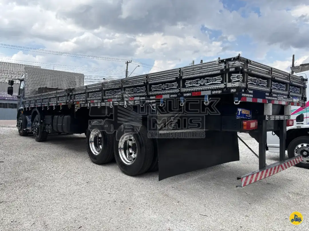 Caminhão VOLVO VM 330 Carga Seca ANO 2022 de Truck Mais Caminhões no Paraná