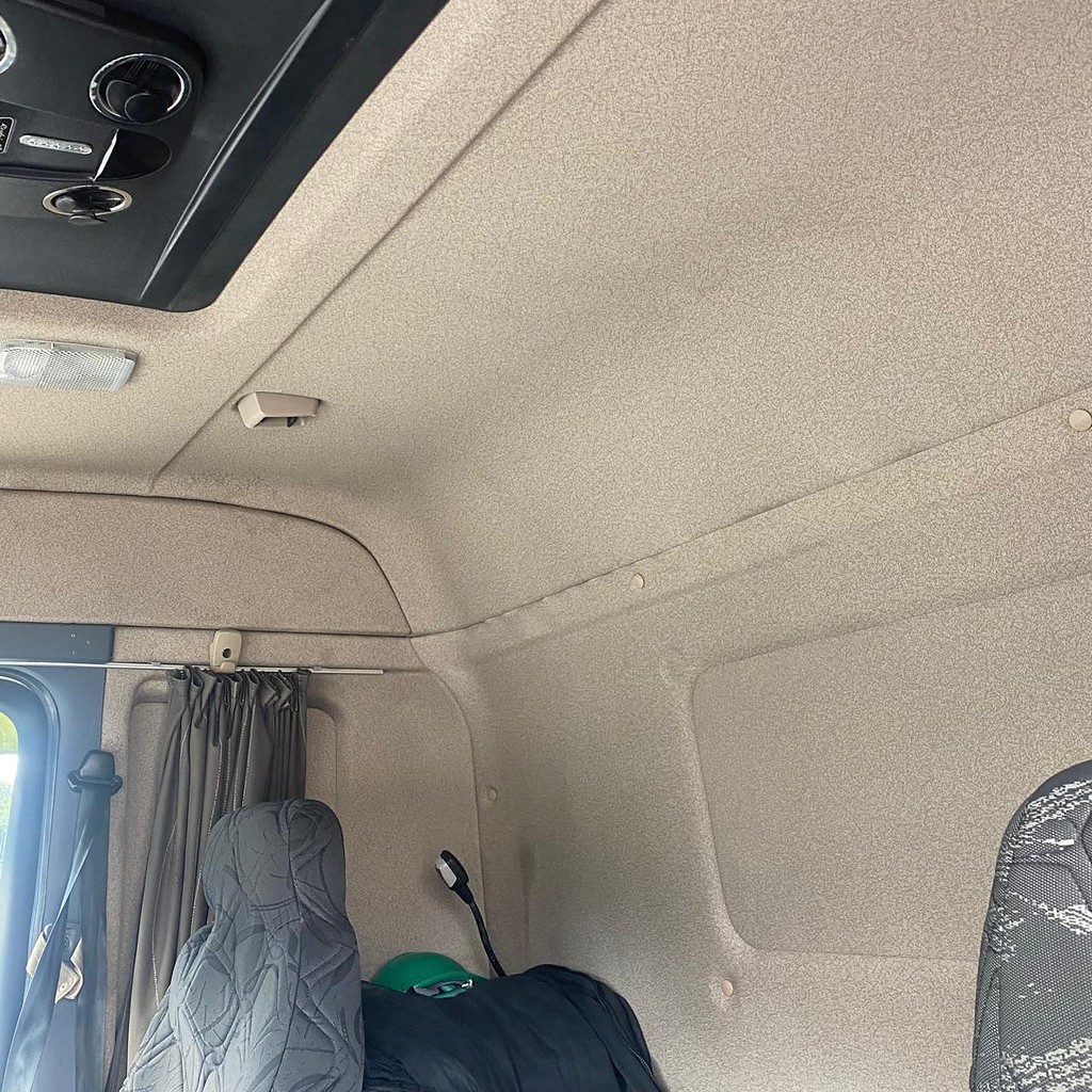 Caminhão SCANIA 440 Cavalo Mecânico ANO 2013 de Venda Truck Anuncios SC na Santa Catarina