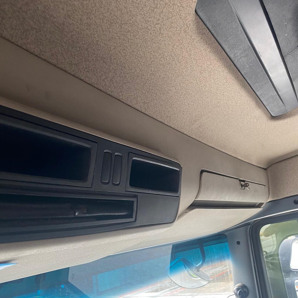 Caminhão SCANIA 440 Cavalo Mecânico ANO 2013 de Venda Truck Anuncios SC na Santa Catarina