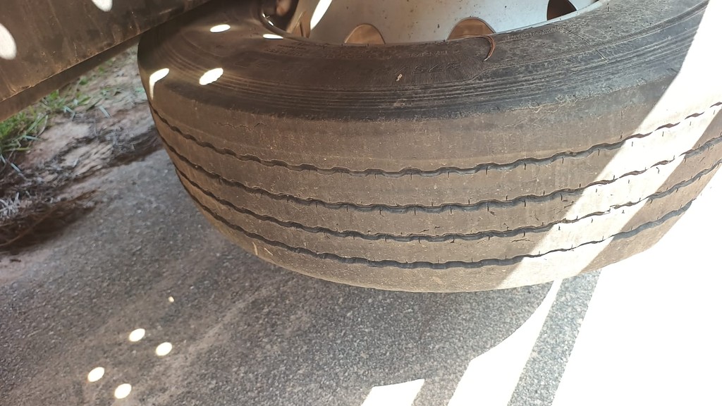 Caminhão MERCEDES BENZ MB 1719 Cegonha ANO 2019 de Automec Veículos em São Paulo