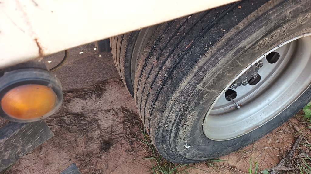 Caminhão MERCEDES BENZ MB 1719 Cegonha ANO 2019 de Automec Veículos em São Paulo