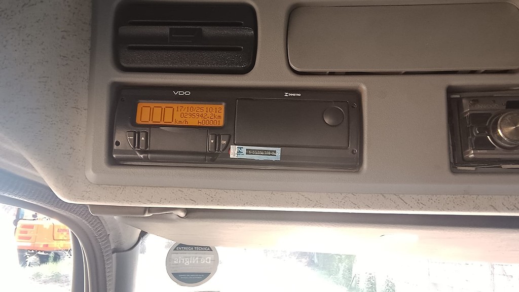 Caminhão MERCEDES BENZ MB 1719 Cegonha ANO 2019 de Automec Veículos em São Paulo