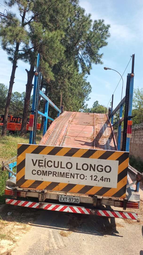 Caminhão MERCEDES BENZ MB 1719 Cegonha ANO 2019 de Automec Veículos em São Paulo