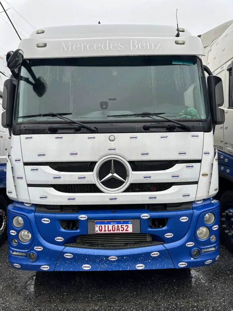 Caminhão MERCEDES BENZ MB 2646 Cavalo Mecânico ANO 2016 de Werner Log na Santa Catarina