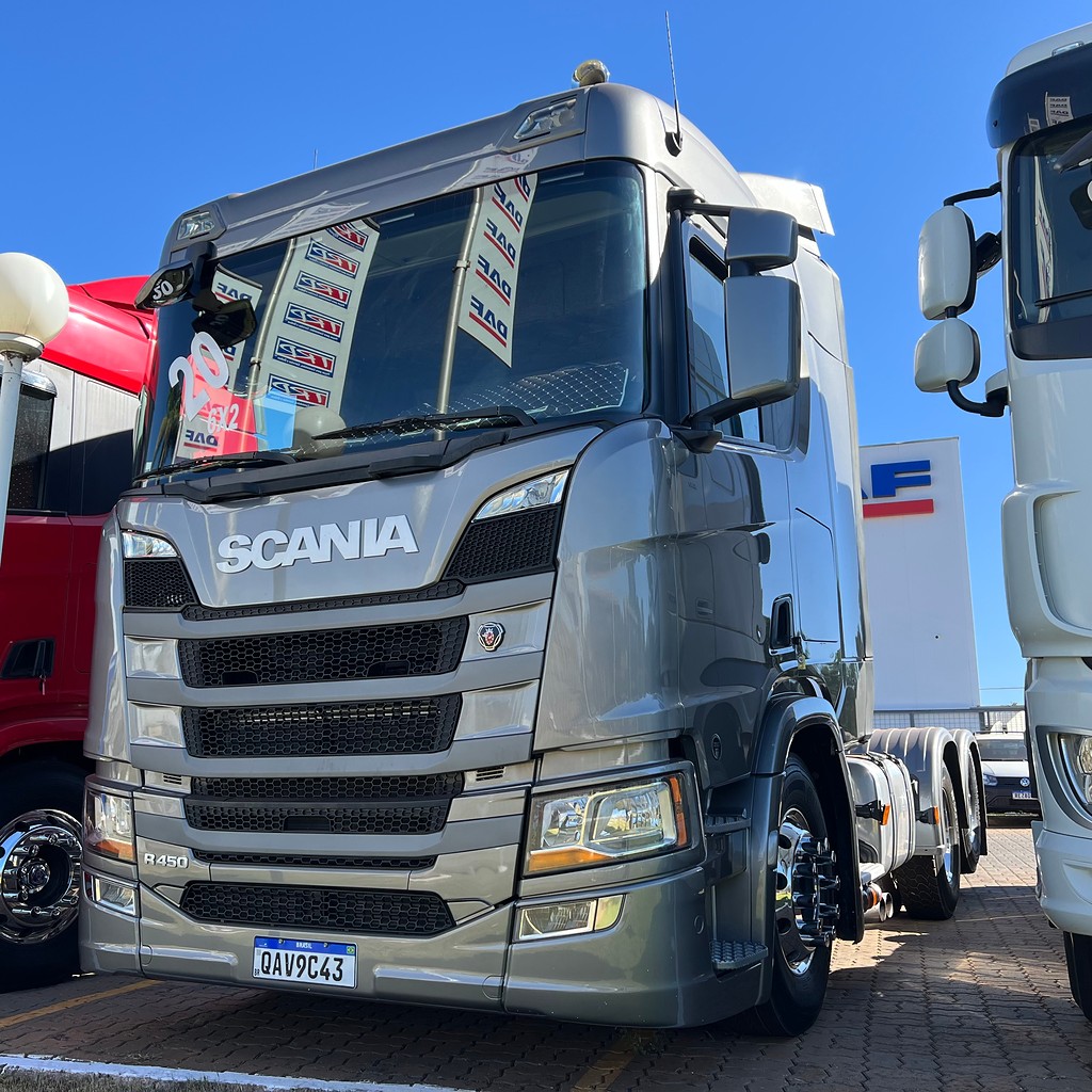 Caminhão SCANIA 450 Cavalo Mecânico ANO 2020 de Caiobá Seminovos no Mato Grosso do Sul