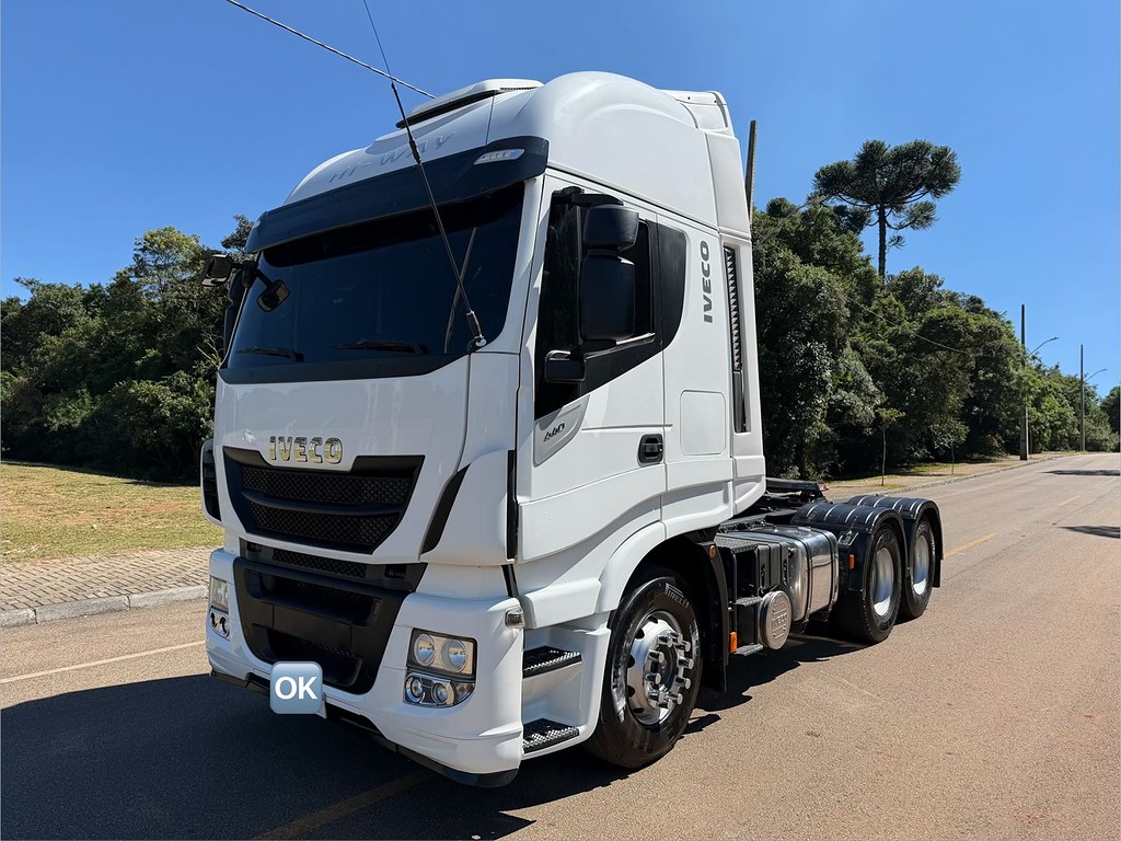 Caminhão IVECO HI WAY 440 Cavalo Mecânico ANO 2022 de Venda Truck Anúncios Curitiba PR no Paraná
