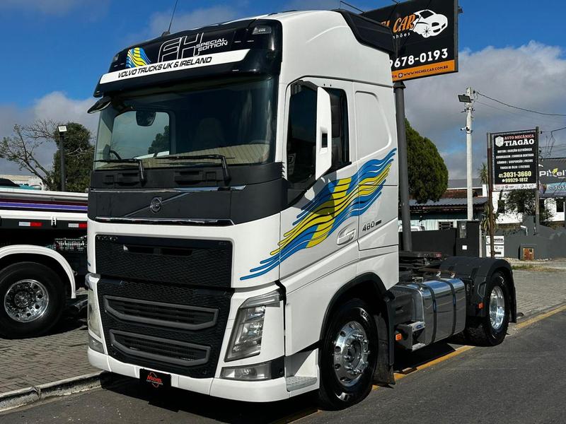 Caminhão VOLVO FH 460 Cavalo Mecânico ANO 2021 de Michel Car no Paraná