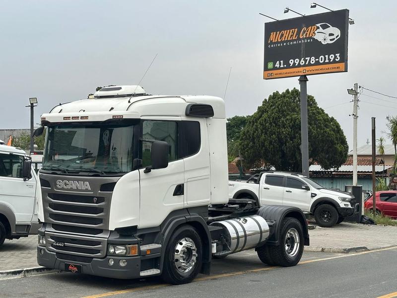Caminhão SCANIA 440 Cavalo Mecânico ANO 2015 de Michel Car no Paraná